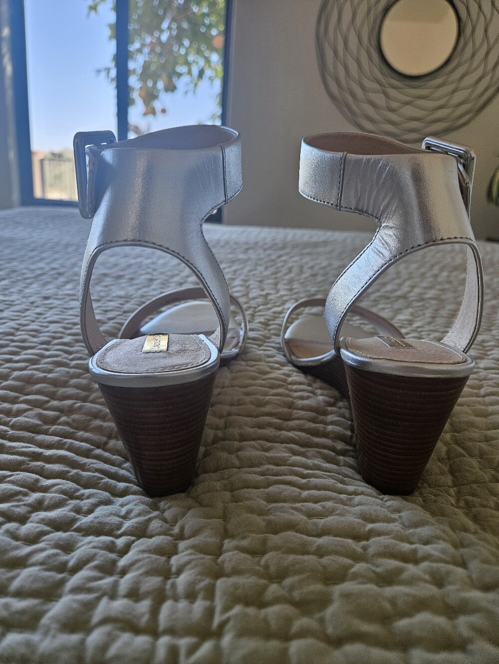 Louise et Cie Silver Metallic Wedge Sandals - Picture 3 of 5